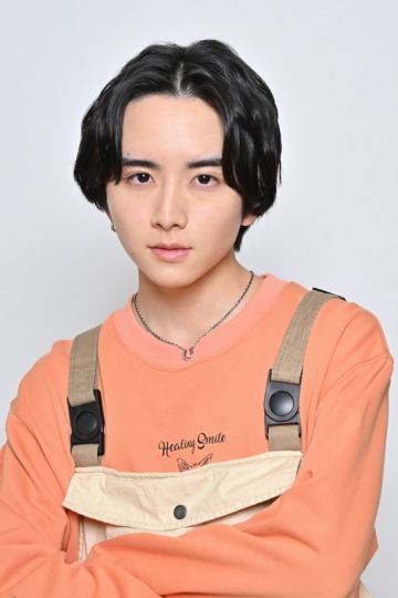 板垣李光人