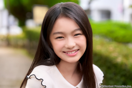 星越琴々菜